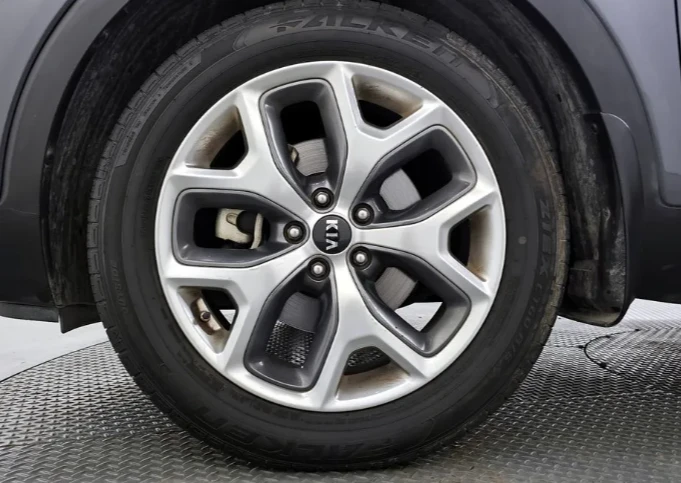 Kia Sorento 2.2 CRDI 4WD - изображение 5