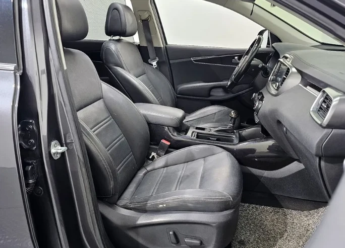 Kia Sorento 2.2 CRDI 4WD - изображение 10