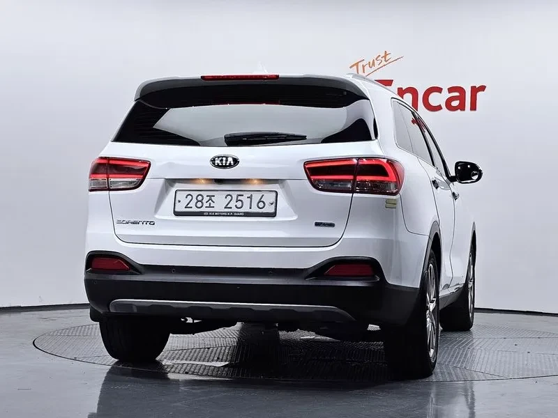 Kia Sorento 2.0 2WD  | Mobile.bg � ����������� 4