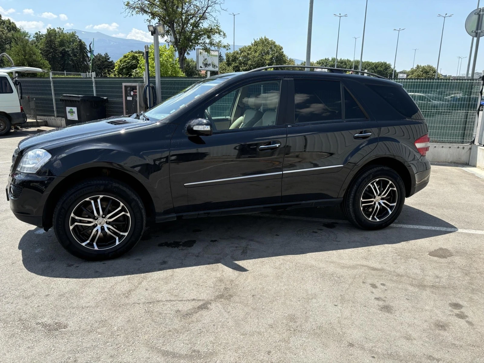 Mercedes-Benz ML 500 W164 Газ | Mobile.bg — изображение 13