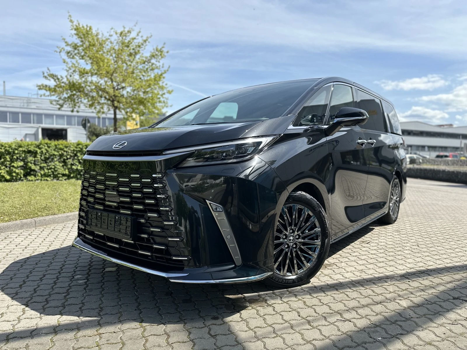 Lexus LX LM 350H HEAD UP PANO  7-МЕСТЕН - изображение 2