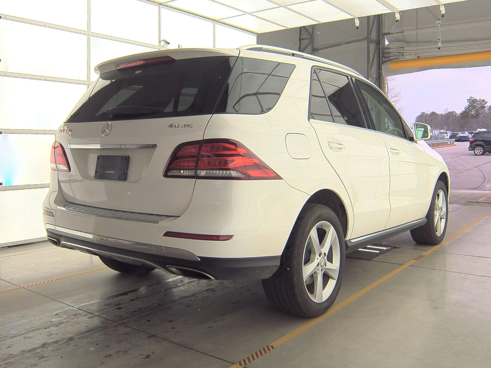 Mercedes-Benz GLE 350 4матик* следене на ленти* м.точка* камера* подгрев - изображение 6