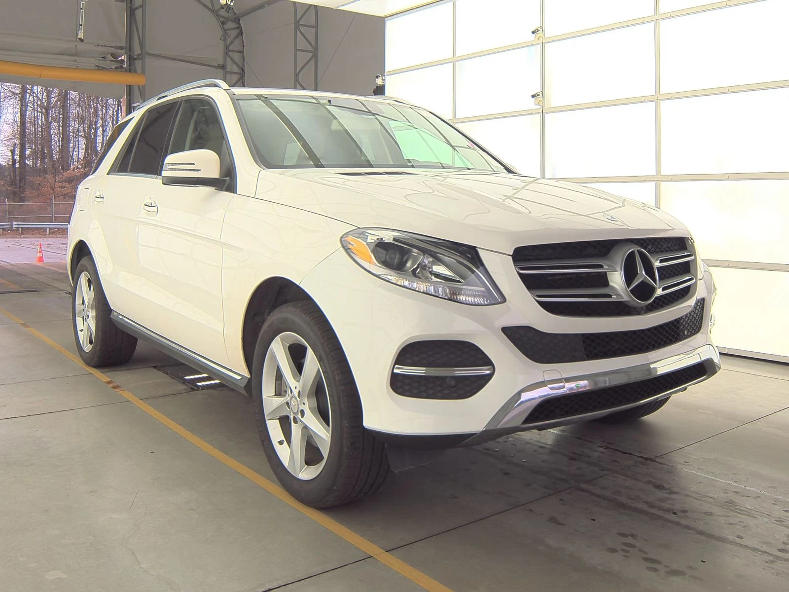 Mercedes-Benz GLE 350 4матик* следене на ленти* м.точка* камера* подгрев - изображение 3