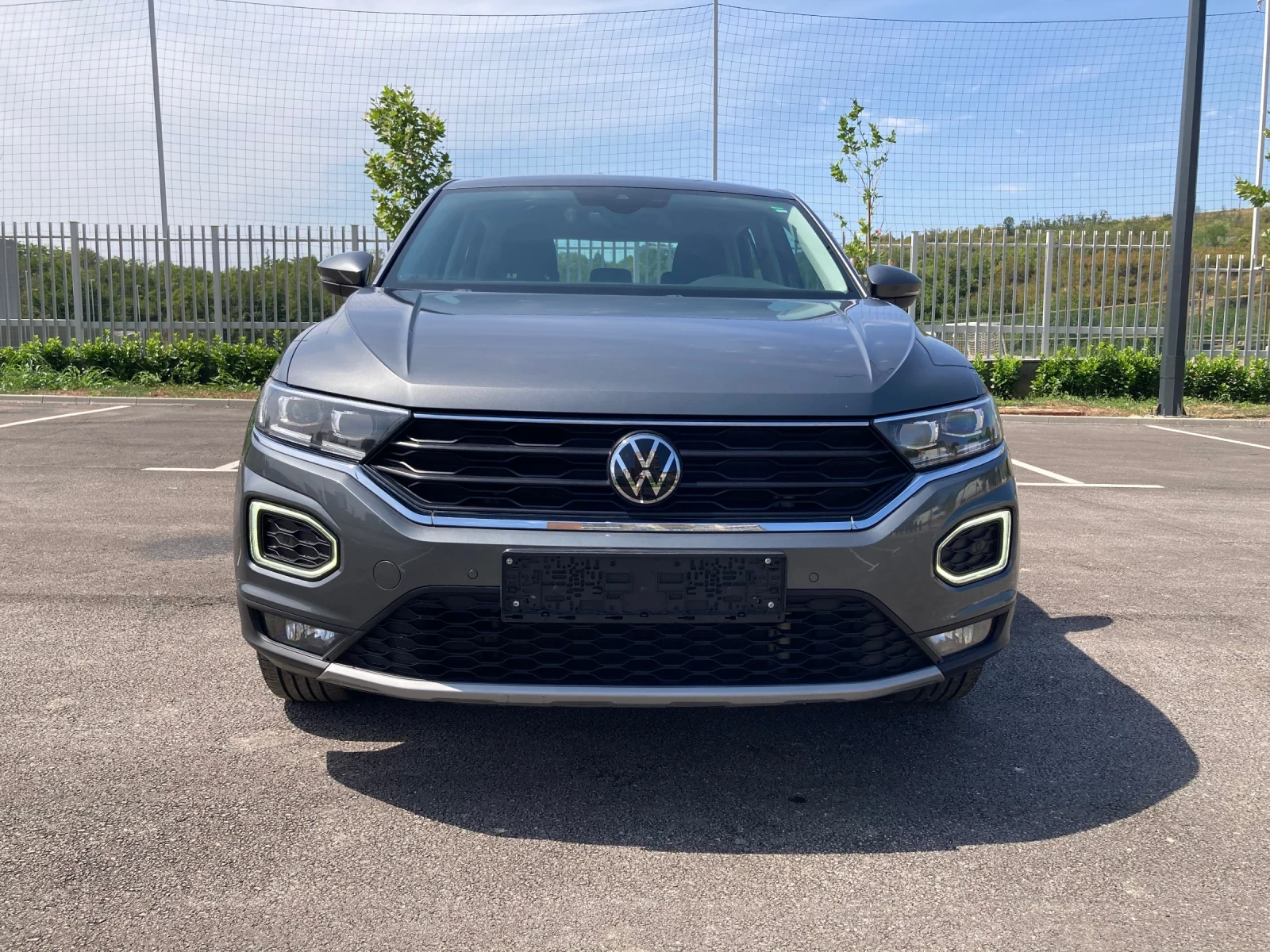 VW T-Roc 2.0TDI 2021Г AVTOMAT Distr LED Assist - изображение 8