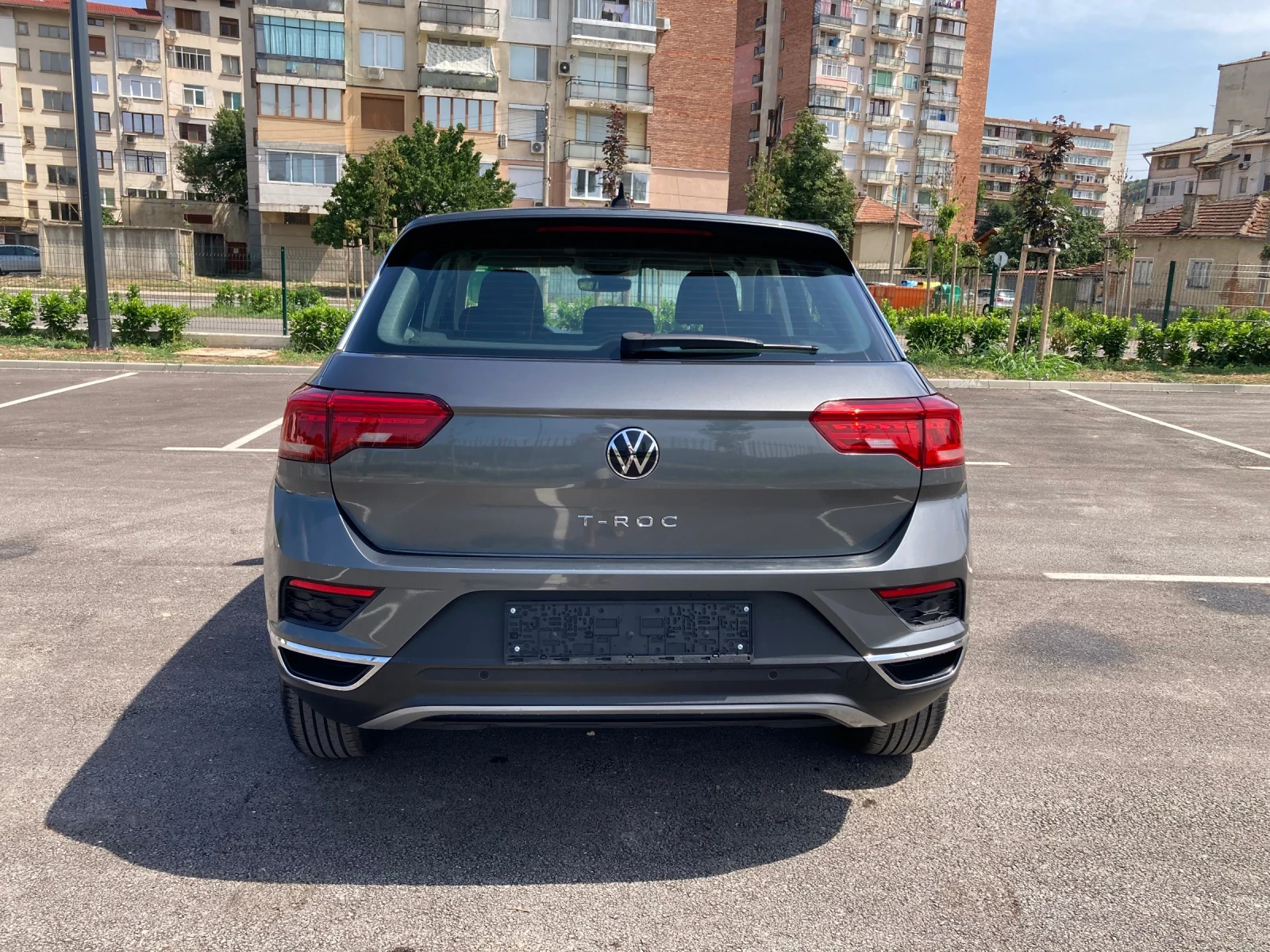 VW T-Roc 2.0TDI 2021Г AVTOMAT Distr LED Assist - изображение 4