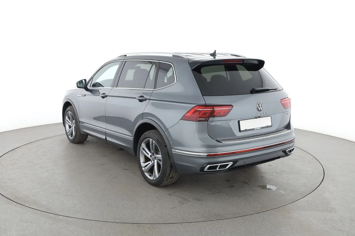 VW Tiguan Allspace Allspace 2.0 TDI R-Line 4Motion 55х км - изображение 5