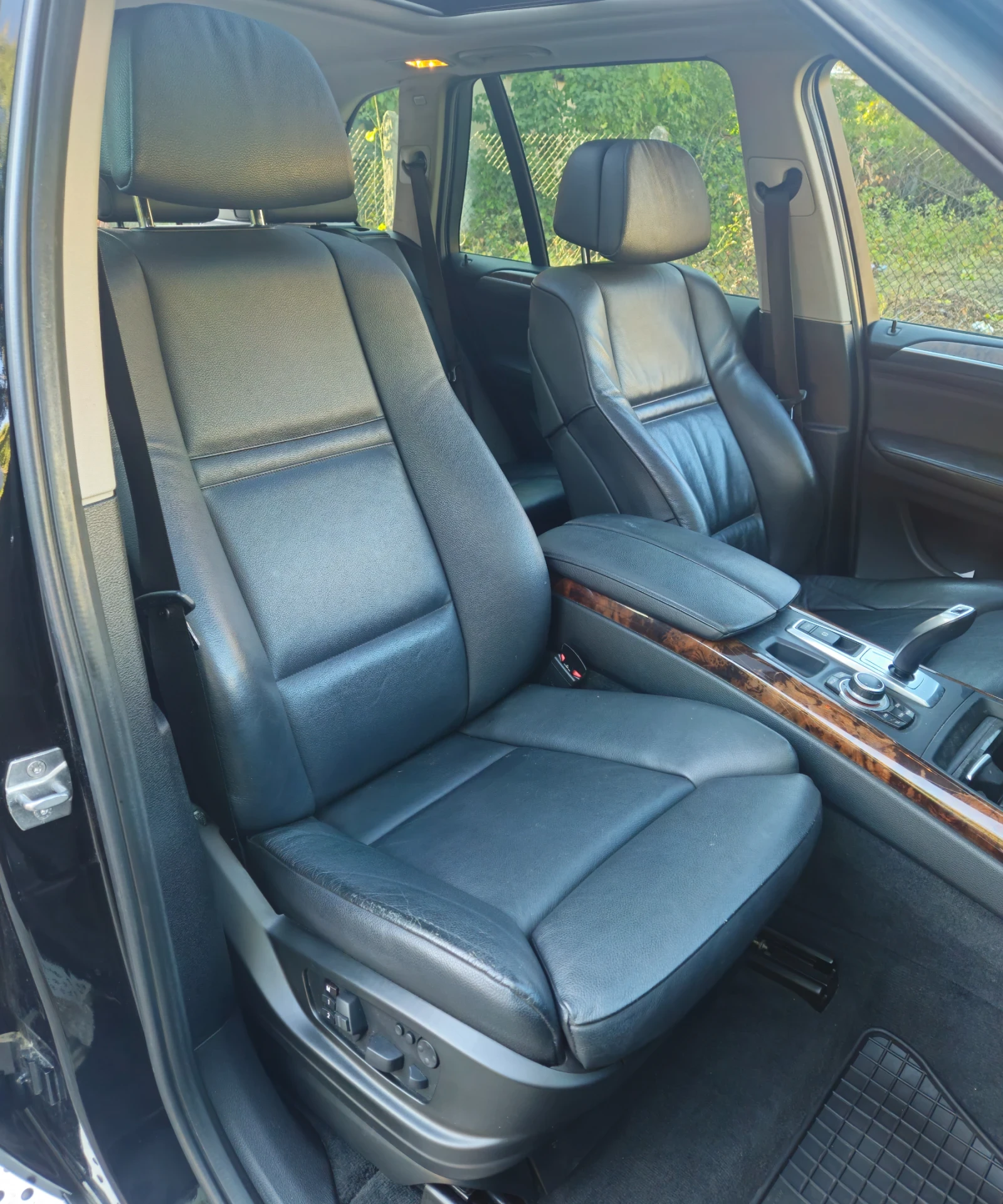 BMW X5 xDrive 35i LCI 6+ 1 - изображение 10