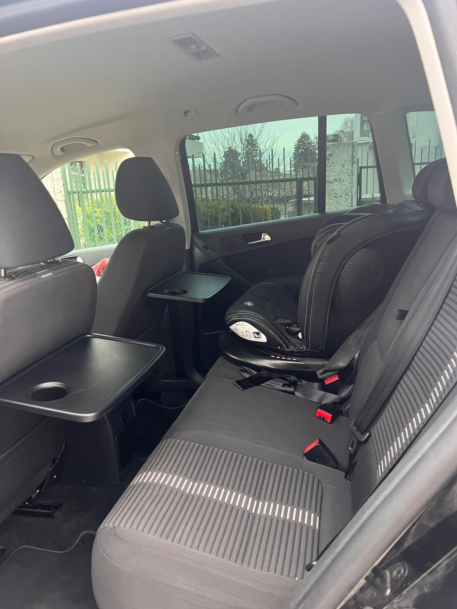 VW Tiguan 2.0 TDI 4Motion, снимка 5 - Автомобили и джипове - 54174702