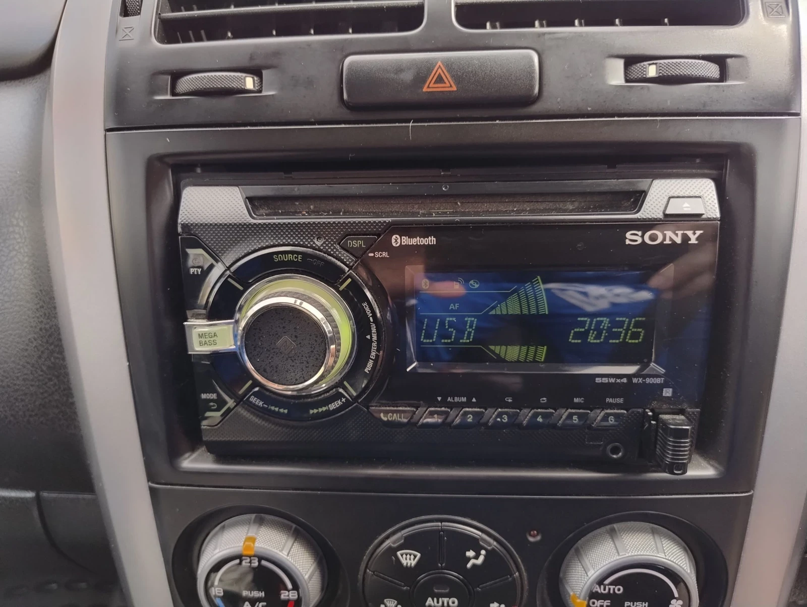 Suzuki Grand vitara 1.6 VVTI, снимка 13 - Автомобили и джипове - 54237138