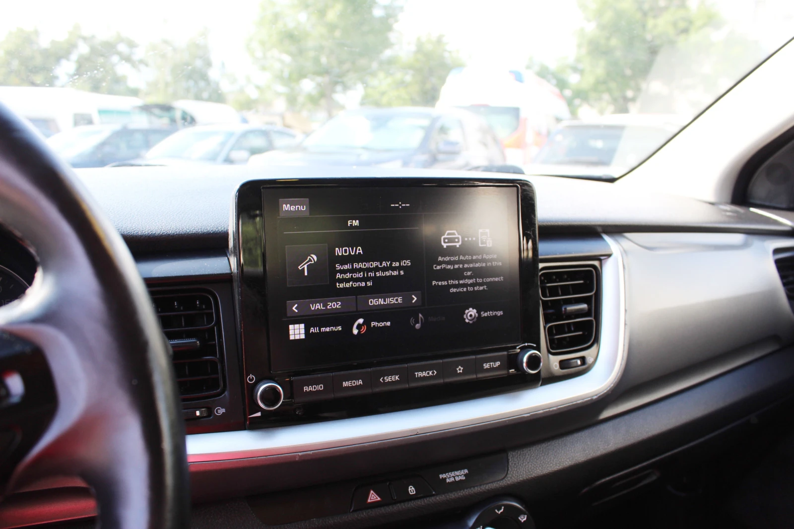 Kia Stonic GAZ, CARPLAY, снимка 6 - Автомобили и джипове - 54767320