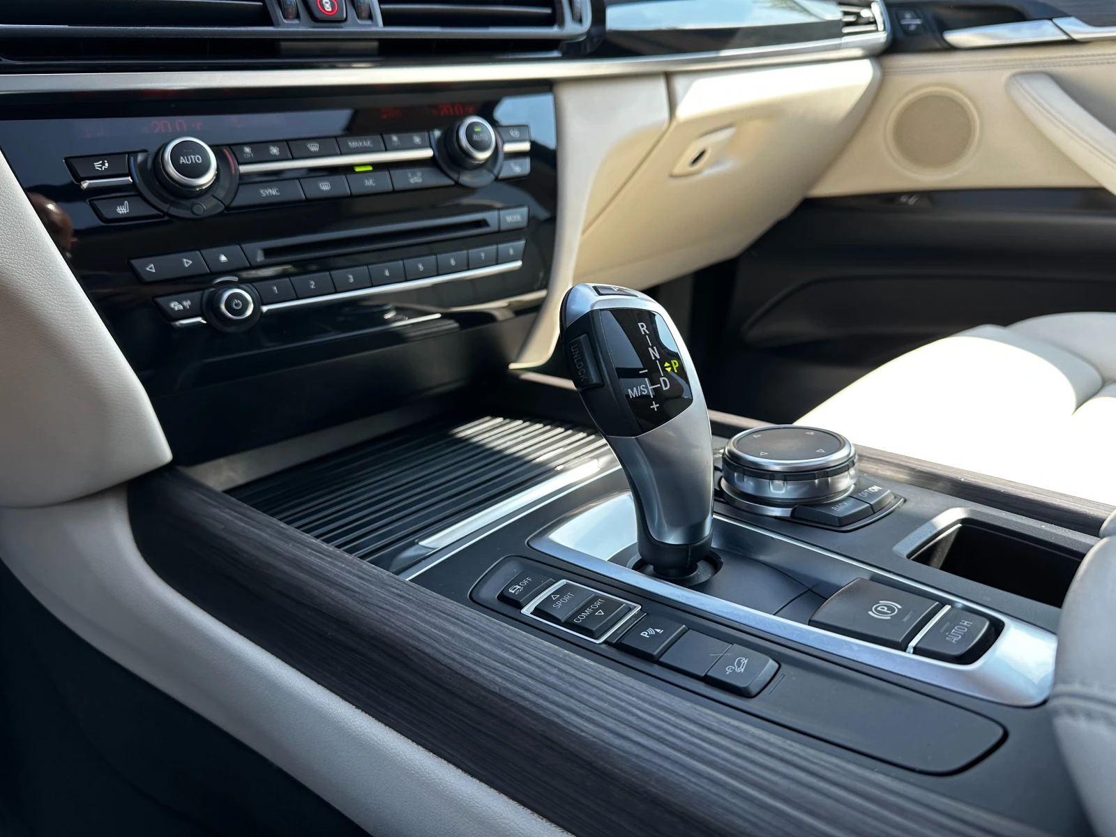 BMW X5 3.0d/от България/Реални километри, снимка 12 - Автомобили и джипове - 54844770