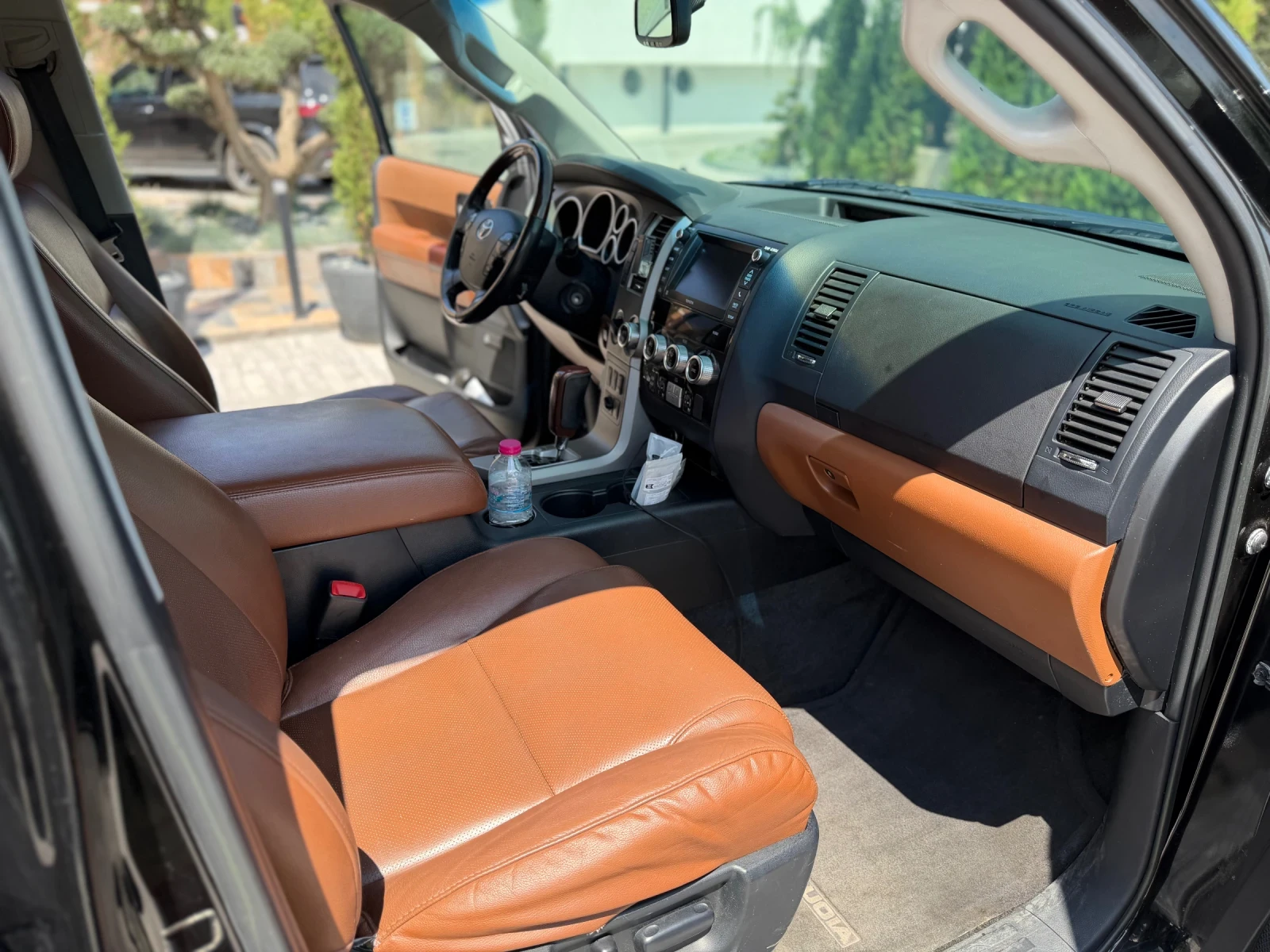 Toyota Sequoia 5.7  Platinum, снимка 9 - Автомобили и джипове - 55541153