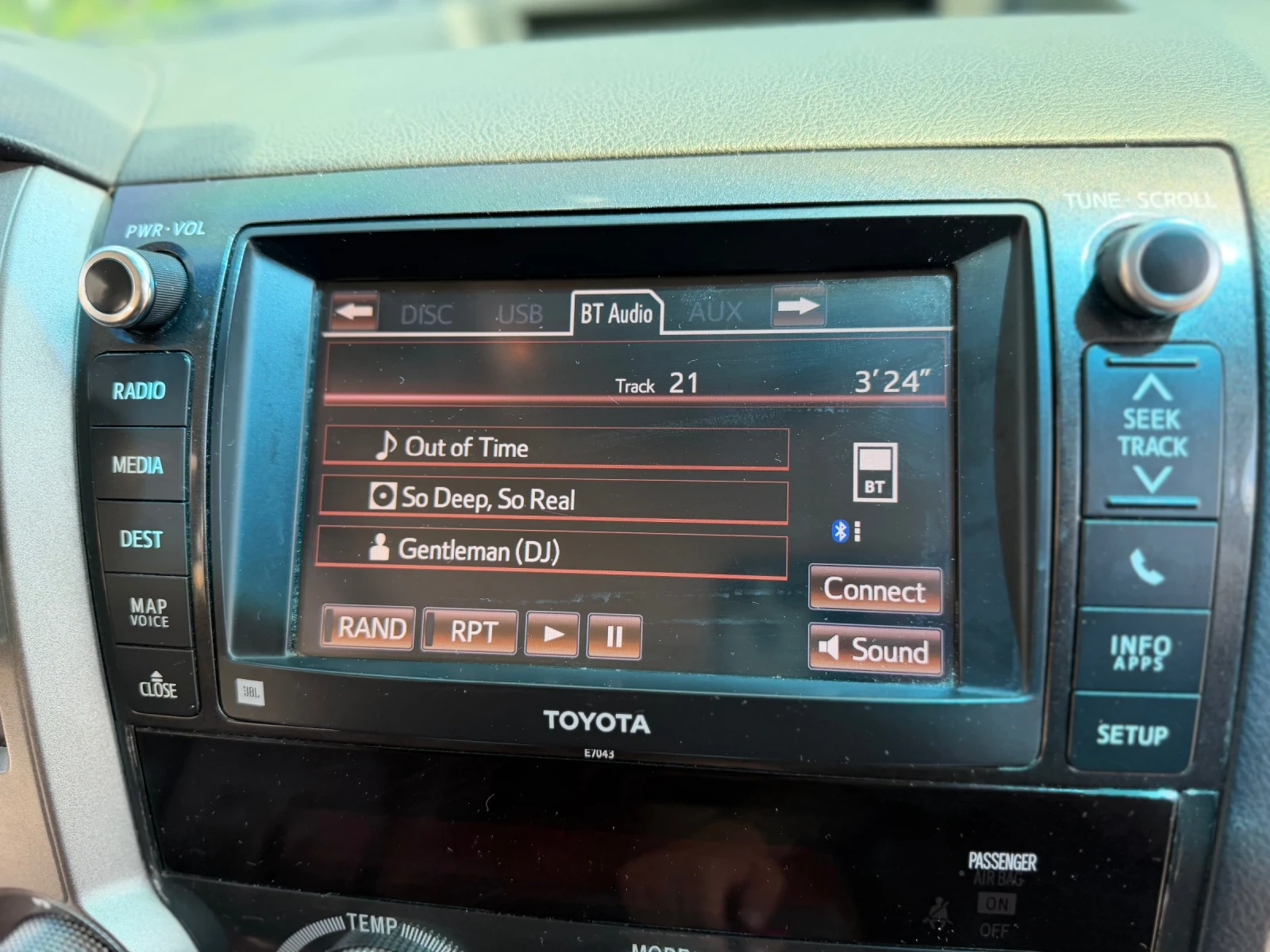 Toyota Sequoia 5.7  Platinum, снимка 12 - Автомобили и джипове - 55541153