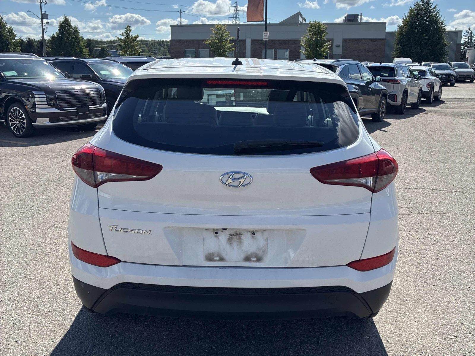 Hyundai Tucson, снимка 4 - Автомобили и джипове - 55703805