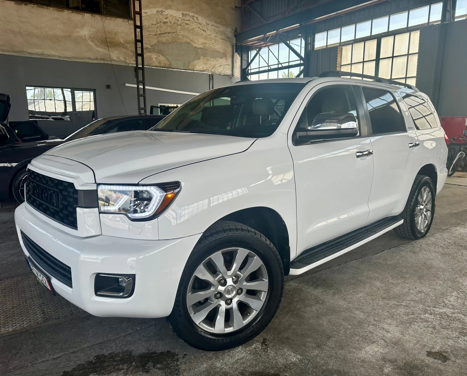 Toyota Sequoia Limited 4x4, снимка 16 - Автомобили и джипове - 55829566