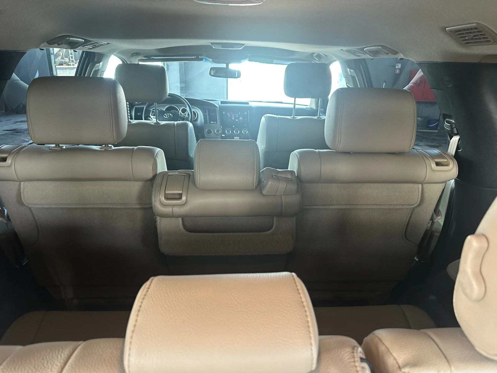 Toyota Sequoia Limited 4x4, снимка 10 - Автомобили и джипове - 55829566