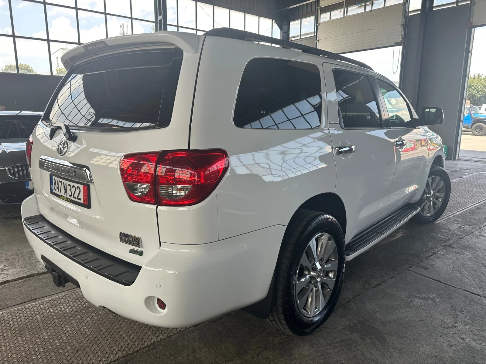Toyota Sequoia Limited 4x4, снимка 4 - Автомобили и джипове - 55829566