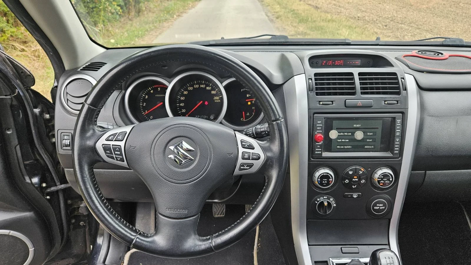 Suzuki Grand vitara 1.9 D, снимка 13 - Автомобили и джипове - 56233695