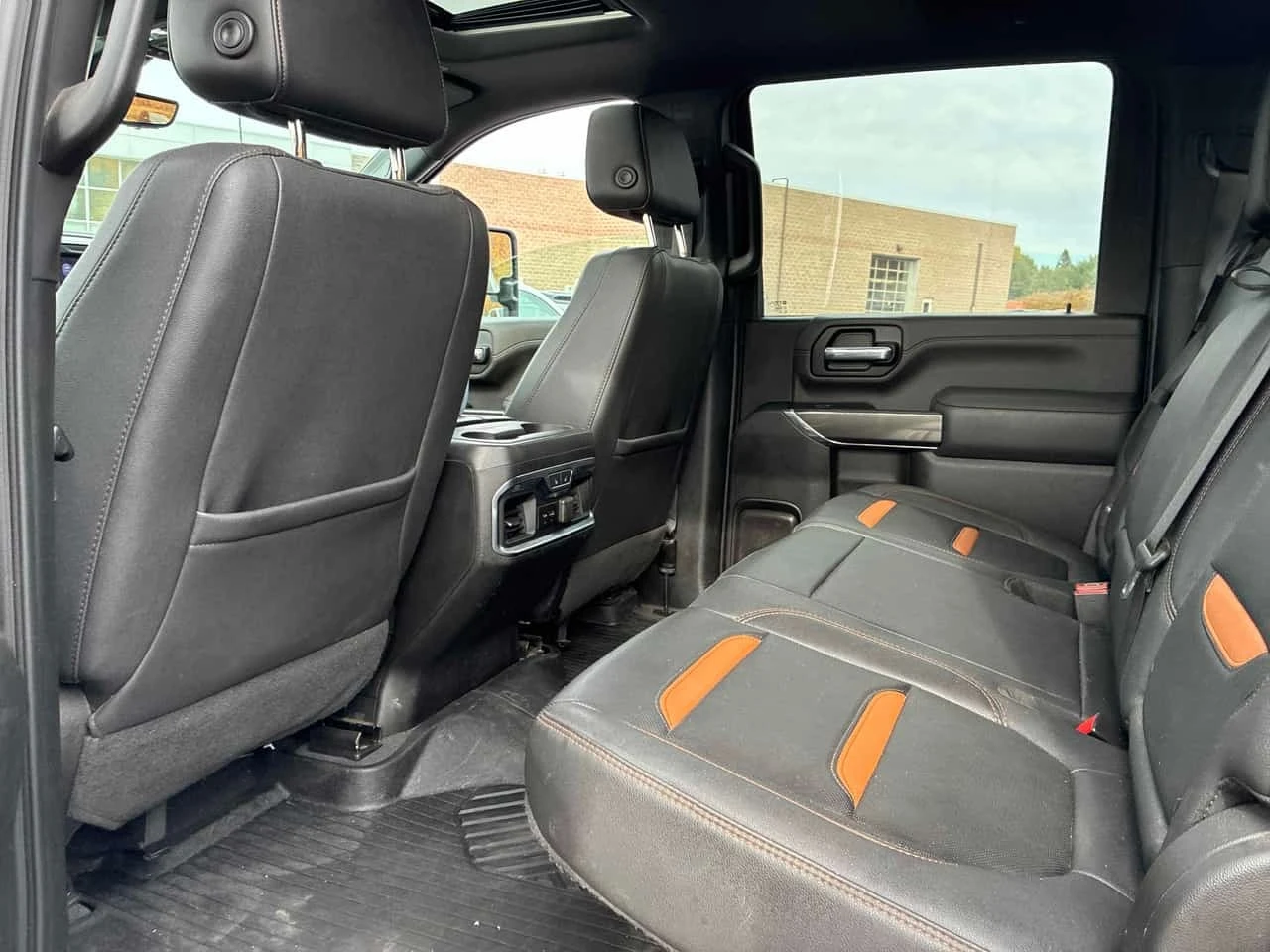 Gmc Sierra / AT4 / �������� / ��������� / ���� �� ������ | Mobile.bg � ����������� 12