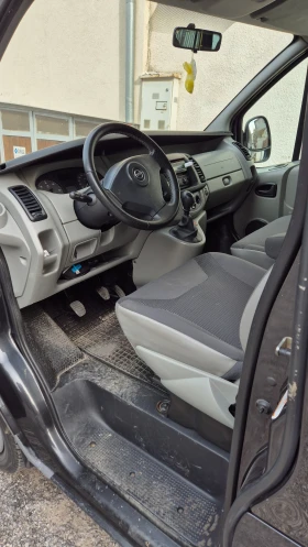 Opel Vivaro 2.5 145 8+ 1 | Mobile.bg � ����� ������ 8