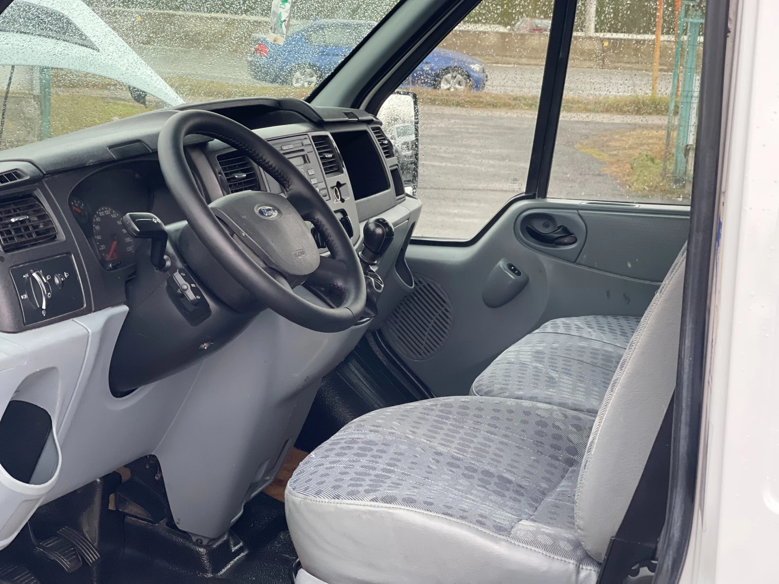 Ford Transit 2.4TDCi - изображение 9