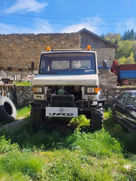  Mercedes-Benz UNIMOG
