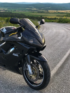 Обява за продажба на Honda Cbr F4 600 ~4 200 лв. - изображение 1