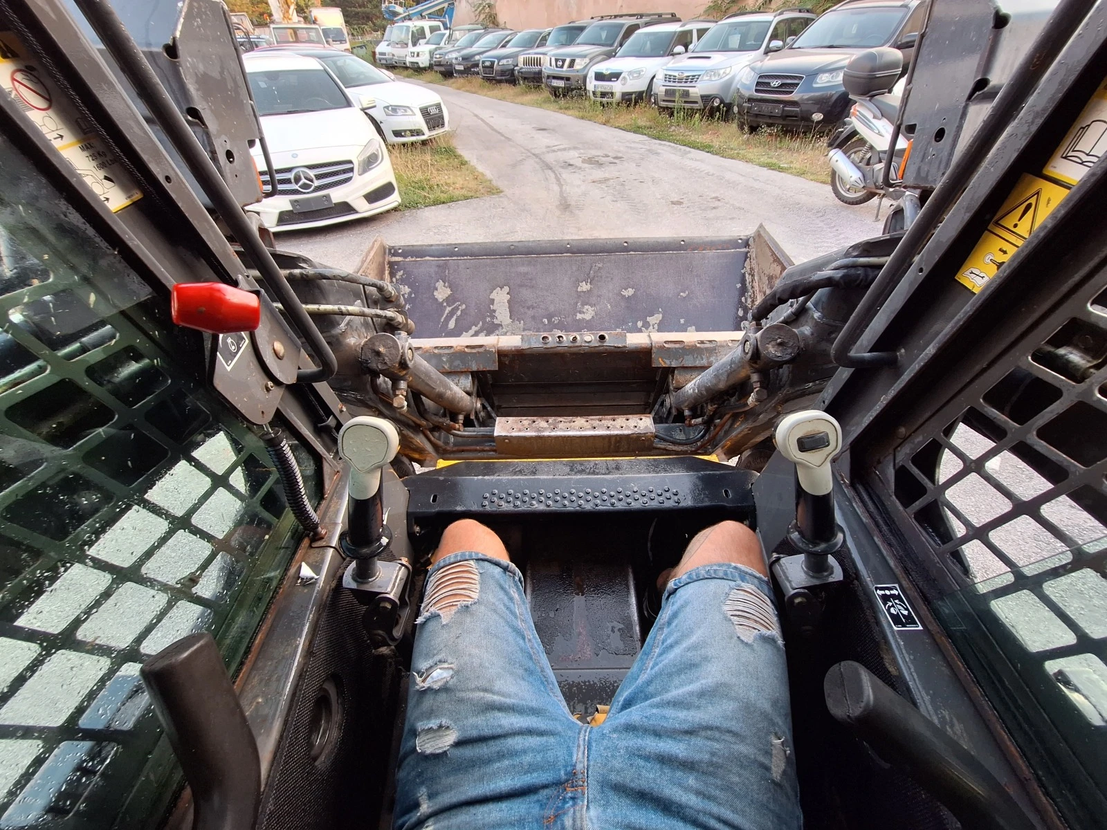 ���� ����� �������� Bobcat New Holland/L160 Street loader 2.5����� | Mobile.bg � ����������� 13