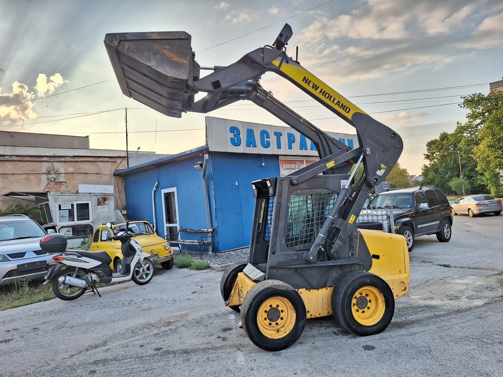 Мини челни товарачи Bobcat New Holland/L160 Street loader 2.5тонен - изображение 4