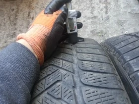 Гуми Зимни 235/55R19, снимка 3