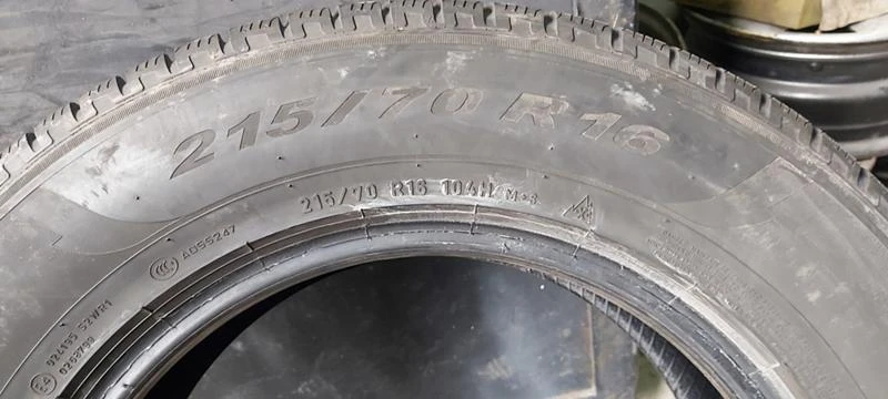 Гуми Зимни 215/70R16, снимка 7 - Гуми и джанти - 35123469