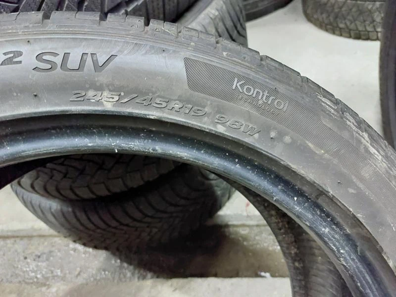 Гуми Летни 245/45R19, снимка 7 - Гуми и джанти - 36261799