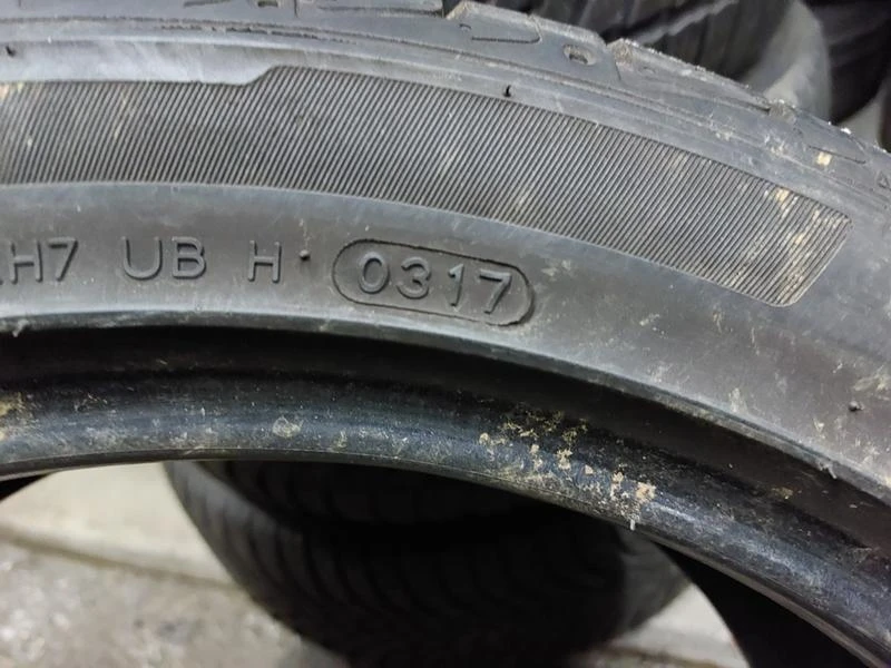 Гуми Летни 245/45R19, снимка 8 - Гуми и джанти - 36261799