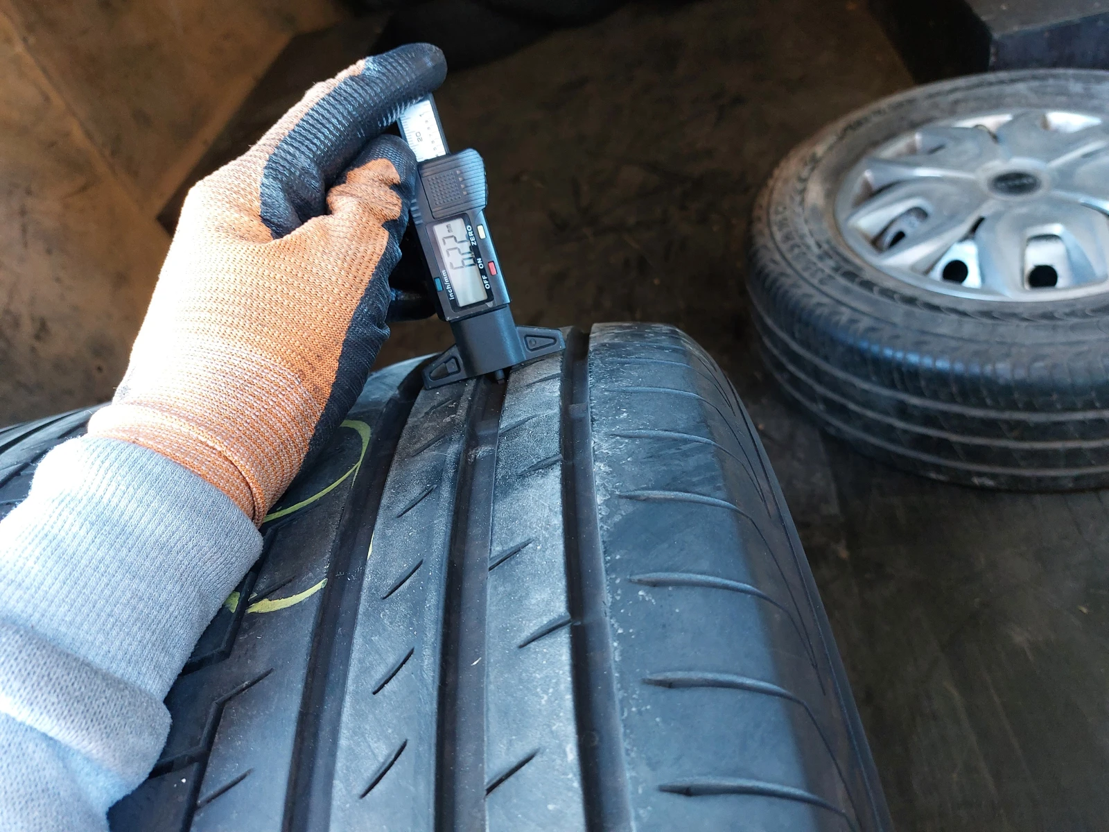  225/60R18 | Mobile.bg   4