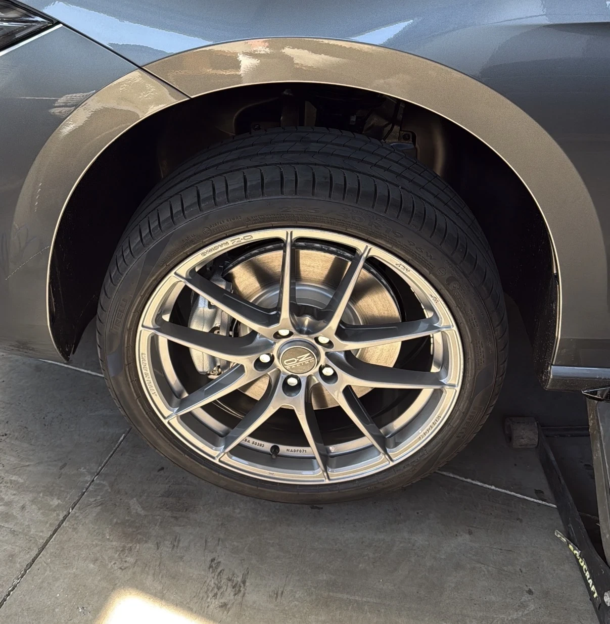    235/40R19 | Mobile.bg   2