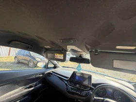 Toyota C-HR 1.8 Hybrid 122 кс 2ZR-FXE автомат 2018г, снимка 11