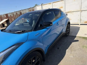 Toyota C-HR 1.8 Hybrid 122 кс 2ZR-FXE автомат 2018г, снимка 12