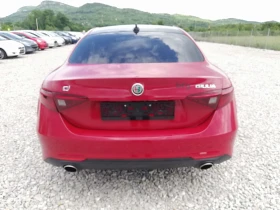 Alfa Romeo Giulia 2.0T avt navi Q4, снимка 5
