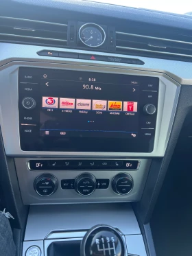 VW Passat 2.0 TDI/ПОДГРЕВ/ДИСТРОНИК, снимка 11