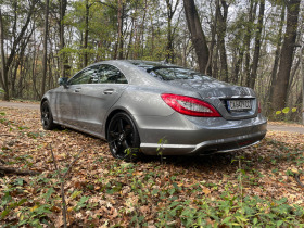 Mercedes-Benz CLS 500 V8 Bi-Turbo/4matic/AMG/Keyless/Harman/Silver Star, снимка 8