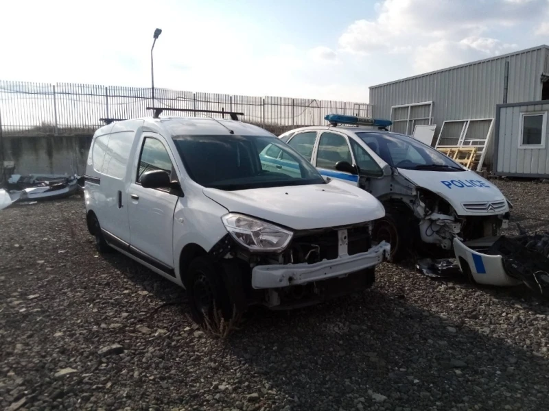 Dacia Dokker, снимка 2 - Автомобили и джипове - 37978938