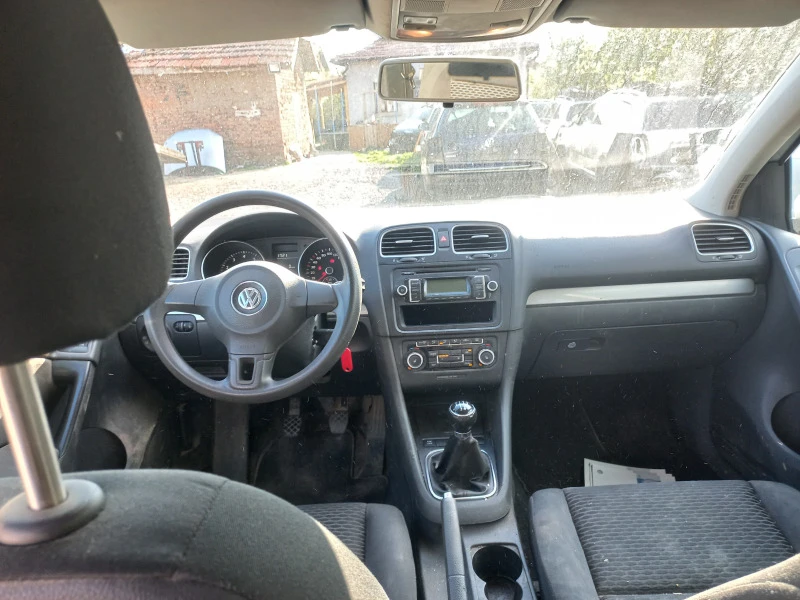 VW Golf 1.4и, снимка 5 - Автомобили и джипове - 47236422