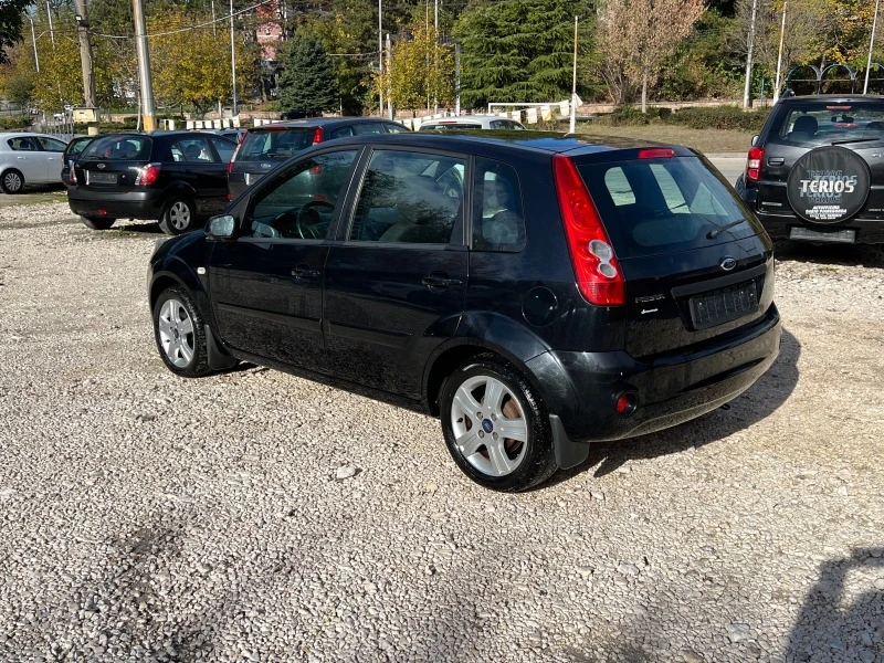 Ford Fiesta 1.2 бензин, снимка 3 - Автомобили и джипове - 42970022