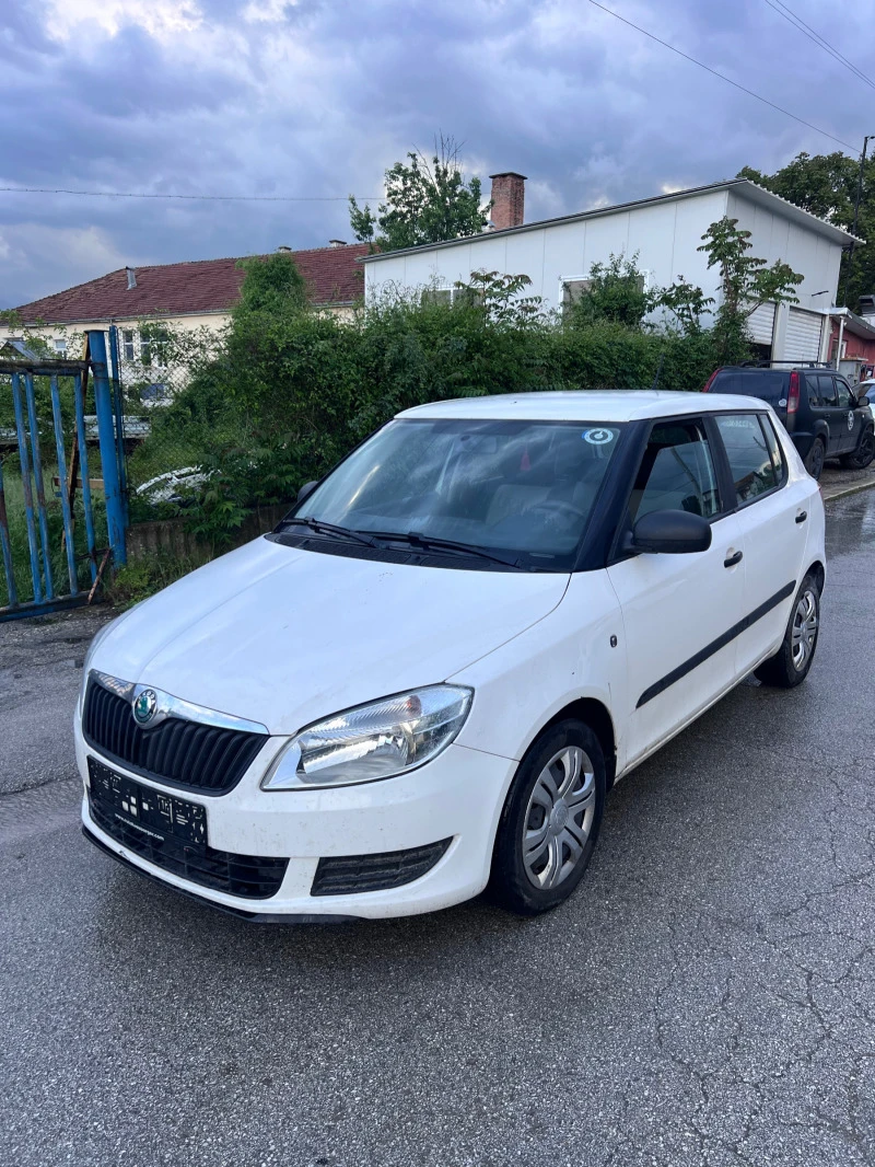 Skoda Fabia 1.2tsi 105кс евро 5 фейслифт, снимка 1 - Автомобили и джипове - 46540732