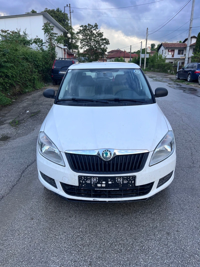 Skoda Fabia 1.2tsi 105кс евро 5 фейслифт, снимка 2 - Автомобили и джипове - 47429747