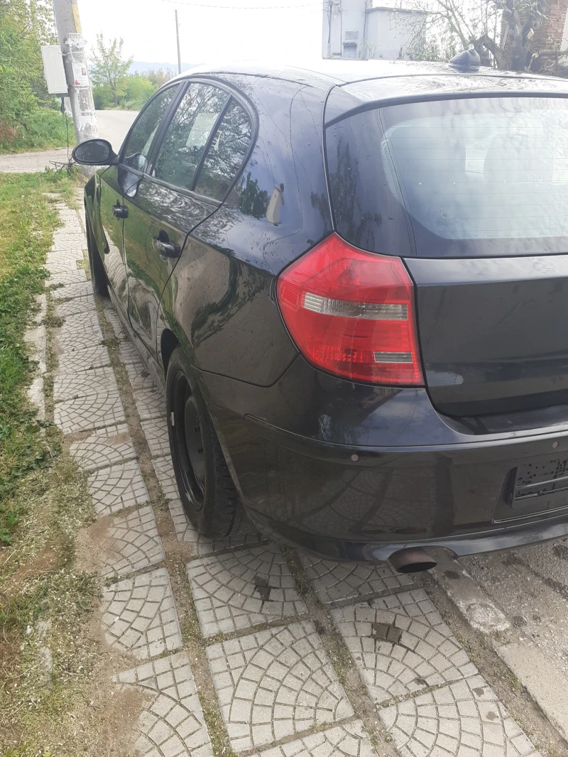 BMW 116 1.6i Facelif, снимка 11 - Автомобили и джипове - 47224423