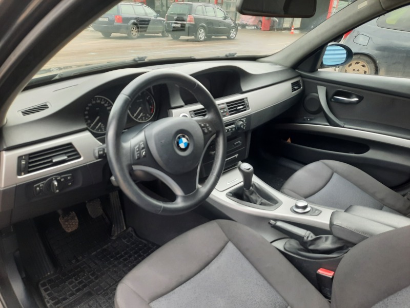 BMW 320, снимка 8 - Автомобили и джипове - 46123097
