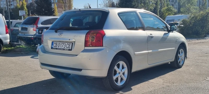 Toyota Corolla 1.6 VVTI 110k.c UNIKAT ITALIA , снимка 4 - Автомобили и джипове - 47924334