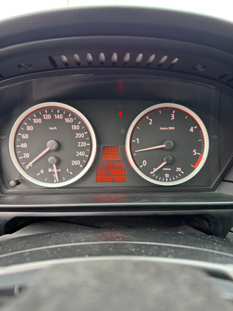 BMW 530 3.0D 218HP, снимка 13 - Автомобили и джипове - 48298352