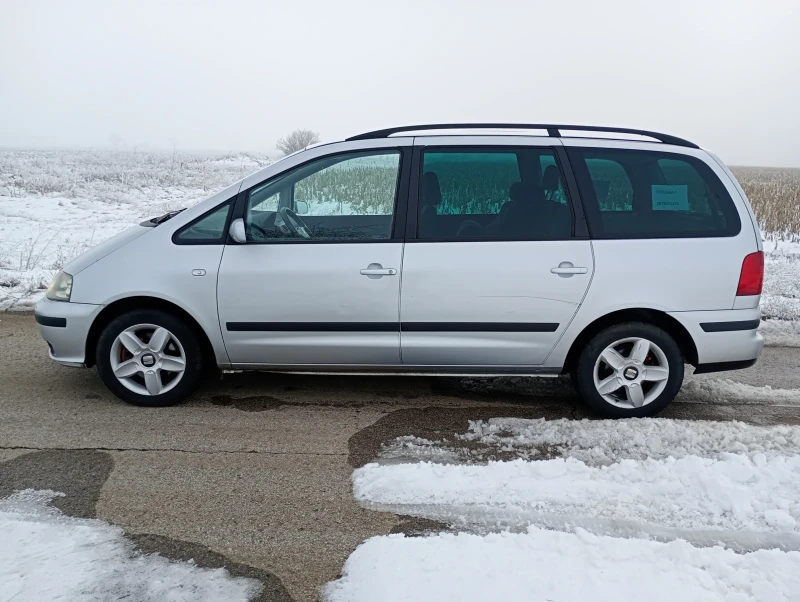 Seat Alhambra, снимка 10 - Автомобили и джипове - 48730408